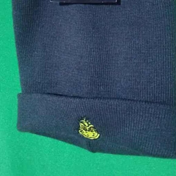 Grinch Combo Tee w/ Beanie NEW - Picture 5 of 5